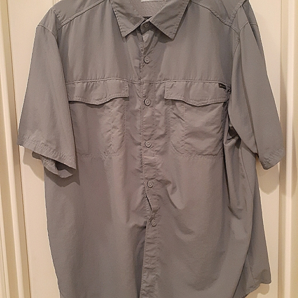 Mens short sleeve button down shirt